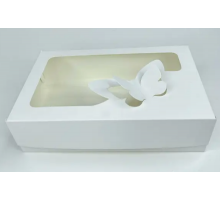 Коробка білий метелик (230 Х 150 Х 60)